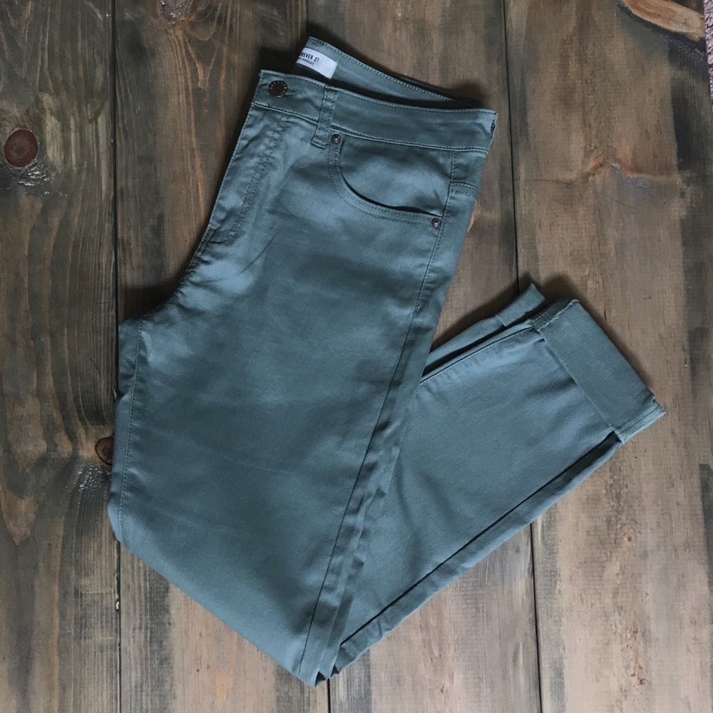 Forever 21 olive green pants